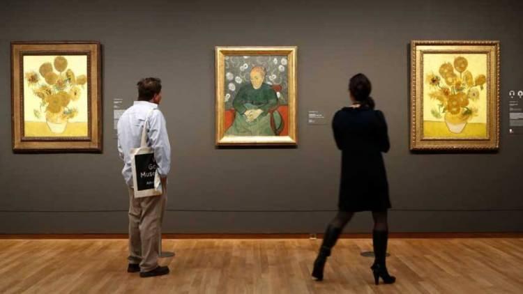<p>Müzenin çatı merdiveni kullanılarak yapılan soygunda iki Van Gogh tablosu çalındı; yıllar sonra tablolar bulundu ve hırsızlar yakalandı. </p>