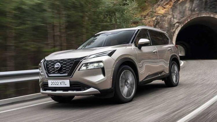 <p><span style="color:#B22222"><strong>NİSSAN DA LİSTEDE</strong></span></p>
<p>Nissan'ın X-Trail modeli vergi artışından dolayı zamlanacak.</p>
<p> </p>