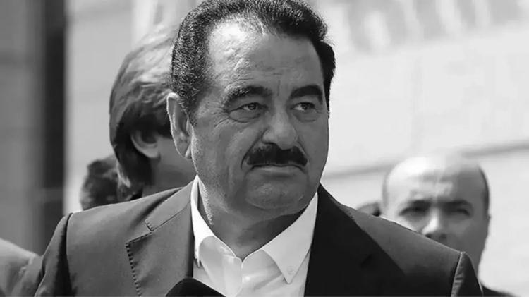 <p>Konuyla ilgili itiraf, İbrahim Tatlıses'in kardeşi Hüseyin Tatlı'dan gelmişti. Tatlı, büyükbabalarının Irak'tan Urfa'ya göç ettiğini söyleyerek aslen Urfalı olmadıklarını açıklamıştı.</p>

<p> </p>
