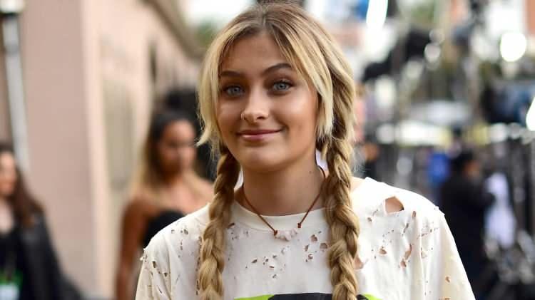 <p>Paris Jackson'un çevresi, bu kontrolsüz harcamalarına devam etmesi halinde mirasın geleceğini tehlikeye atacağından endişe duyduğunu da dile getirdi.</p>