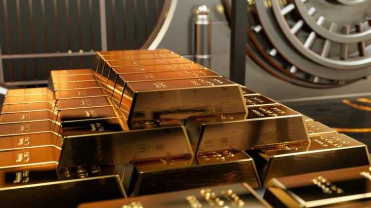 <p>World Gold Council (WGC) verilerine göre, şimdiye kadar çıkarılmış ve halâ var olduğu düşünülen altının miktarı yaklaşık 216.265 metrik ton civarında.</p>
<p></p>