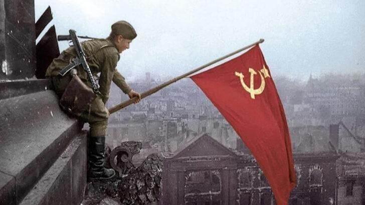 <p><span style="color:inherit"><strong>2)  SOVYETLER BİRLİĞİ</strong></span></p>

<p> </p>
