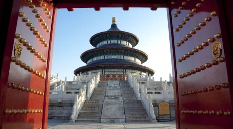 <p><span style="color:inherit">Qing Hanedanı’nın son günlerine, bu imparatorluklar modern dünyanın şekillenmesinde kritik roller oynadı. Onların hikayeleri, bugün bile uluslararası ilişkilerde ve küresel politikada hissedilen bir etkiye sahip.</span></p>
<p> </p>