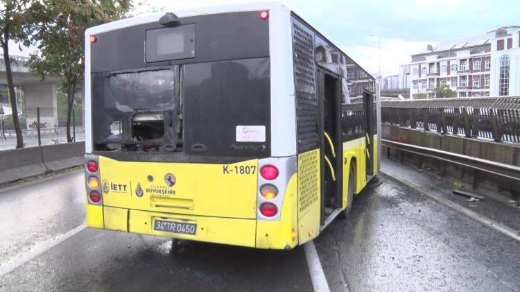 <p>Kaza, saat 07.30 sıralarında D-100 Karayolu Uzunçayır mevkii Pendik istikametinde meydana geldi. </p>