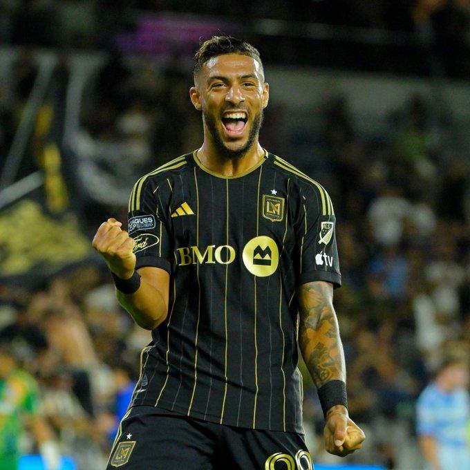 <p>* Denis Bouanga | LA Galaxy | Gabon</p>
