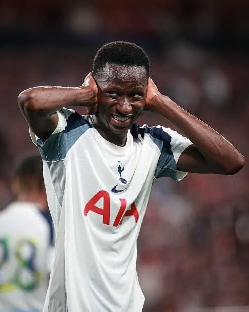 <p>* Pape Sarr | Tottenham | Senegal</p>