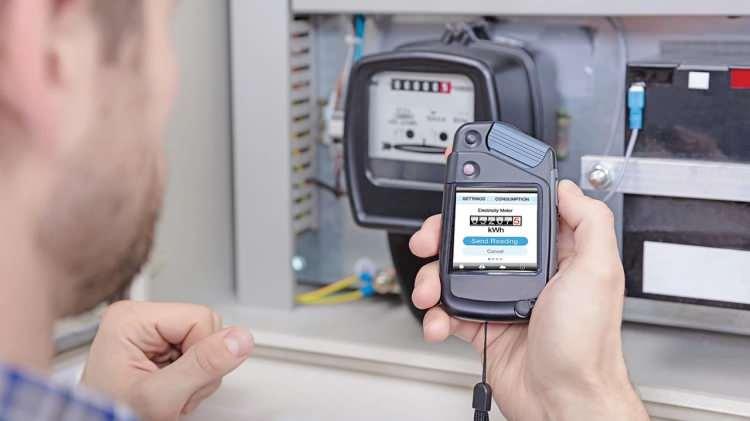 <p>Yeni limitin yürürlüğe girmesiyle birlikte, yaklaşık 2,5 milyon abonenin (tüm mesken abonelerinin yaklaşık yüzde 6'sı) düzenlemeden etkileneceği öngörülüyor.</p>
<p> </p>
<p>Söz konusu düzenlemeyle ilgili merak edilen 12 soru ve yanıtları şöyle:</p>
<p> </p>