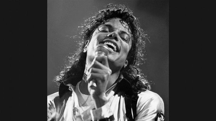 <p><strong>1- Michael Jackson</strong> – <strong>105 milyon dolar</strong></p>
