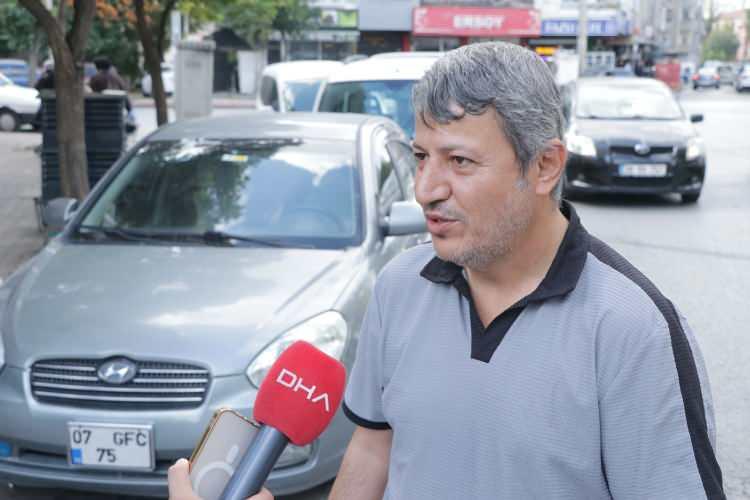 <p><span style="color:#A52A2A"><strong>"GÜVENDİM"</strong></span></p>
<p> </p>
<p>Otomobilin alınmadan önce mutlaka ekspertize götürülmesi gerektiğini belirten Mısırlı, <strong>"Güvenmek iyi bir şey ama bazı insanlar da güvenini suistimal ediyorlar. Kötü insanlar da çıkabiliyor. Ben aracı aldım, güvendim. Satmaya çalıştım. Sattığım kişiler de incelemek istediler. 'Şasilerde işlem var' dediler. 'Kaportacıya gösterelim' dedik. Kaportacı gelip baktı. 'Birleştirilmiş' dedi. Yine de güvenemedim. Ekspertiz yaptırdım. <span style="color:#A52A2A">Ekspertiz de de aynısı çıktı. İnsan araç alınca mutlaka ekspertiz yaptırması gerekiyor.</span> Yoksa benim gibi başı ağrır. Ekspertiz raporunda, 'Eklenmiş ve birleştirilmiş' yazıyordu."</strong> diye konuştu.</p>