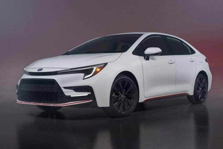 <p><span style="color:#B22222"><strong>12)  TOYOTA COROLLA HYBRID</strong></span></p>
