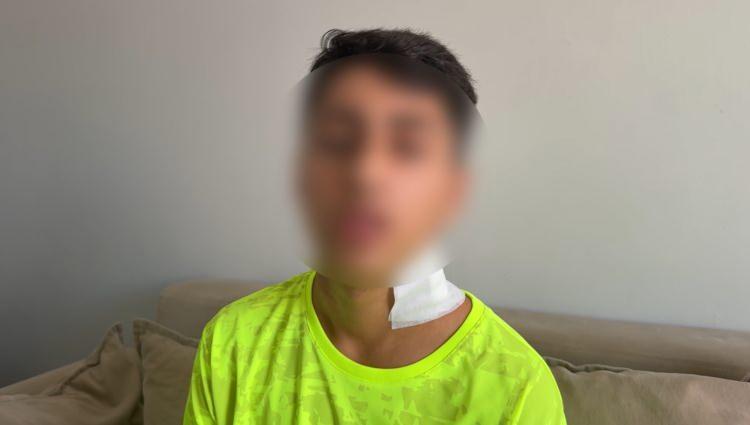 <p>İstanbul Beyoğlu'nda M.A., (13) aynı okulda okuduğu arkadaşı E.D. (13) tarafından boynundan bıçaklandı. <strong><span style="color:#A52A2A"><em>"Katliam yapacağım, yarın Miraç okula gelemeyebilir."</em></span></strong> dediği ileri sürülen E.D. hakkında karar verildi.</p>
