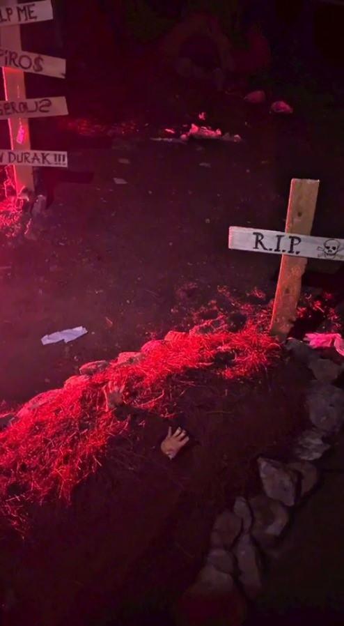 <p>Bir grup tarafından ormanlık alanda düzenlenen etkinlik, gençlerin katılımıyla gerçekleşti.</p>
