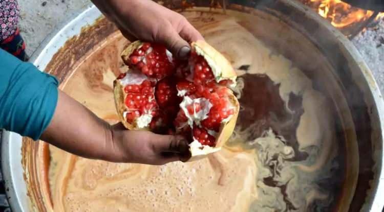 Aydın'da tek tek toplanıp geleneksel yöntemlerle hazırlanıyor: Litresi 500 TL'ye satılıyor!