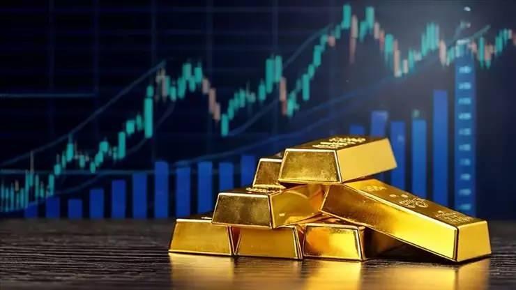 <p><span style="color:rgb(178, 34, 34)"><strong>MORGAN STANLEY</strong></span></p>

<p>Morgan Stanley, güçlü fiziki talep ve ekonomik belirsizliklerin etkisiyle altın fiyatlarının 2026 yılının ortalarına kadar ons başına 4.500 dolara kadar yükselebileceğini öngördü. Banka, bu tahminini özellikle borsada işlem gören fonlar (ETF) ve merkez bankalarının devam eden alımlarına dayandırdı.</p>
