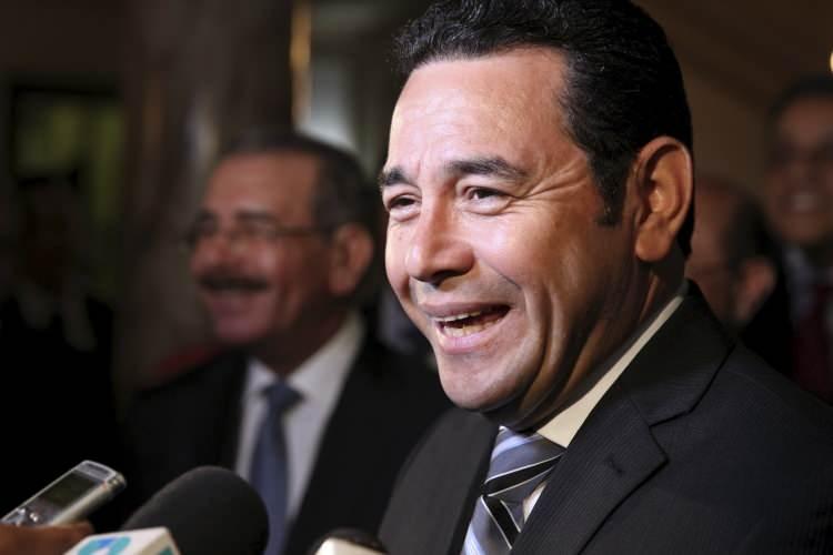 <p><strong><span style="color:rgb(178, 34, 34)">JIMMY MORALES </span> |  KOMEDYEN</strong></p>

<p> </p>

<p><strong>Eski Guatemala Cumhurbaşkan</strong></p>
