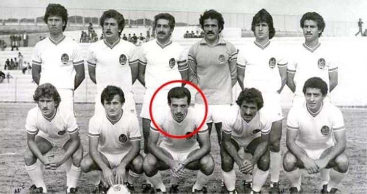 <p><span style="color:inherit">Cumhurbaşkanı Erdoğan'ın ayrıca&nbsp; futbolculuk yaptığı da bilinmektedir.</span></p>

<p>&nbsp;</p>
