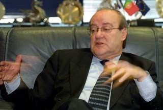 <p>Amaç, hakemleri “ağırlayarak” veya baskıyla kendi maçlarında lehlerine kararlar vermeye yönlendirmekti. Soruşturma sonucunda 2008 yılında Portekiz Futbol Ligi’nin “Apito Final” kararlarıyla ağır cezalar verildi:</p>