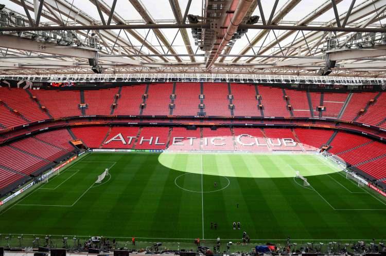 <p>15- SAN MAMES STADYUMU</p>

<p>* Kapasite: 53 bin</p>

<p>* Takım: Athletic Bilbao</p>

<p>* Konum: Bilbao (İspanya)</p>
