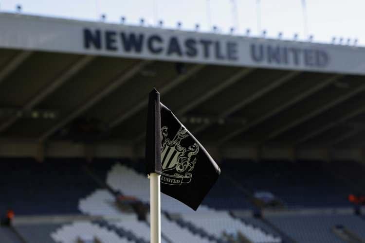 <p>14- ST. JAMES PARK</p>

<p>* Kapasite: 52 bin</p>

<p>* Takım: Newcastle United</p>

<p>* Konum: Newcastle-upon-Tyne (İngiltere)</p>
