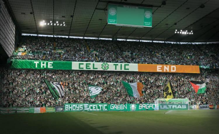 <p>4- CELTIC PARK</p>

<p>* Kapasite: 60 bin</p>

<p>* Takım: Celtic</p>

<p>* Konum: Glasgow (İskoçya</p>
