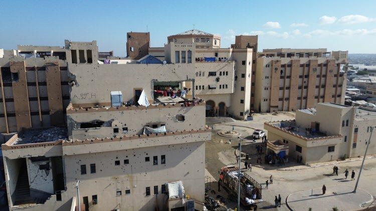 <p>OKUL ÇAĞINDA 650 BİN ÇOCUK VAR</p>
<p> </p>
<p>UNICEF ayrıca 650 bin okul çağı çocuğunun sınıflara dönmesi için Gazze'deki ortaklarıyla çalıştığını bildirdi.</p>
<p>Beigbeder, şunları ekledi: “İki kayıp yılın ardından, aileler biliyor ki gerçek bir eğitime dönüş; öğrenme, iyileşme, umut ve topluluklarında uzun vadeli sosyal uyum için bir temel sağlayacaktır.”</p>