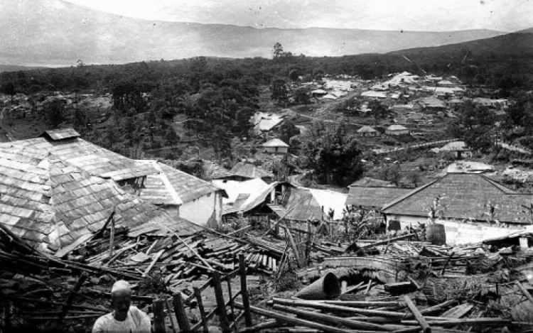 <p><strong><span style="color:rgb(178, 34, 34)">10 ) TİBET - Assam Depremi&nbsp;&nbsp;</span>|&nbsp; 8.6</strong></p>

<p>&nbsp;</p>

<p><strong>Yıl: 1950</strong></p>

<p>&nbsp;</p>

<p>&nbsp;</p>

<p><span style="color:inherit"><strong>780 &Ouml;L&Uuml;</strong></span></p>

<p>&nbsp;</p>
