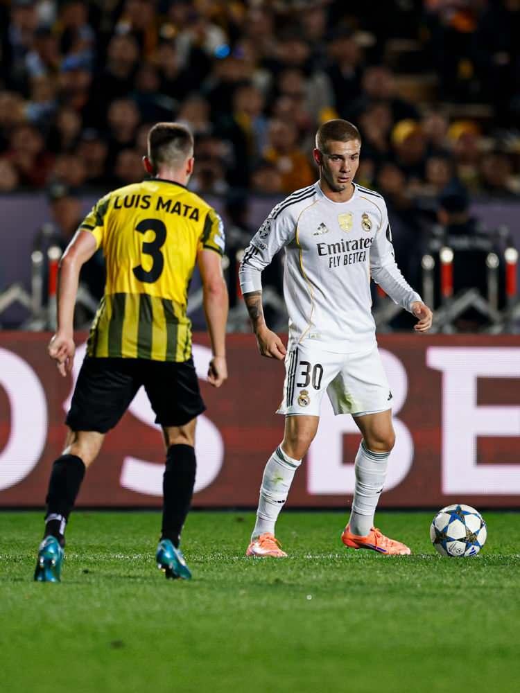 <p>Kairat Almaty 1-4 Real Madrid<br />
<br />
UEFA Gençlik Ligi</p>
