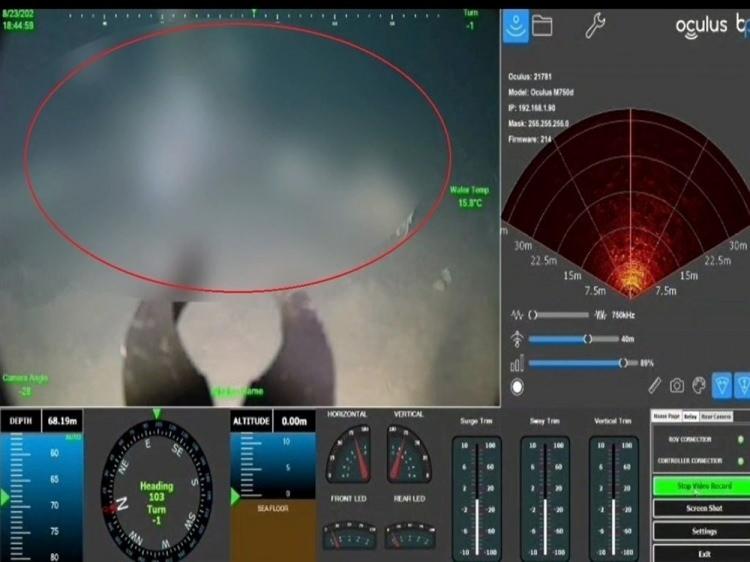 <p>TCG ALEMDAR CESEDİ ÇIKARDI</p>

<p>Yukay’ın cenazesi kaybolduktan 30 gün sonra 3 Eylül’de, TCG Alemdar kurtarma gemisindeki özel eğitimli dalgıçlar tarafından çıkarıldı. 68 metre derinlikten asansör sistemiyle çıkarılan cenaze, Bursa Adli Tıp Kurumu’ndaki otopsisinin ardından 6 Eylül’de, İstanbul’da Marmara Üniversitesi İlahiyat Fakültesi Camii'nde düzenlenen cenaze töreninin ardından Ümraniye Hekimbaşı Mezarlığı'na defnedildi.</p>
