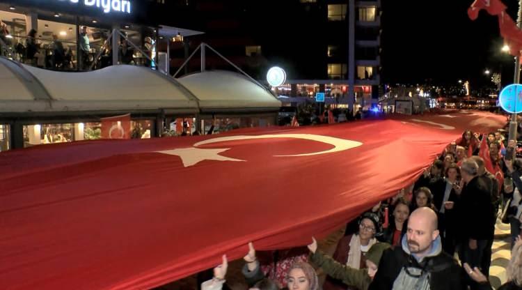 <p>Etkinlikler, havai fişek gösterisi ve Haluk Levent konseriyle tamamlandı.</p>
<p></p>