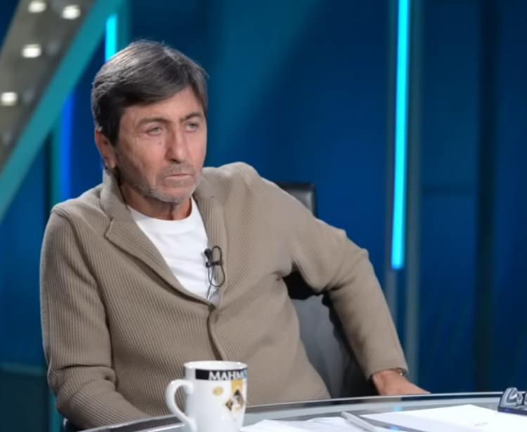 <p>Zaman zaman da yoklukta merkezde oynatıyorlardı.</p>
