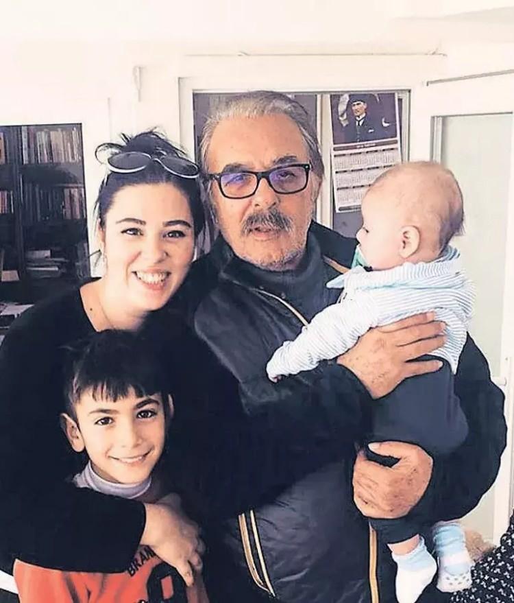 <p>Tayfur, kendisine bilgi verilmediğini ve <span style="color:#800080"><em><strong>"sadece grip, abartılmaya gerek yok" </strong></em></span>denildiğini şu s&ouml;zlerle aktardı:</p>
