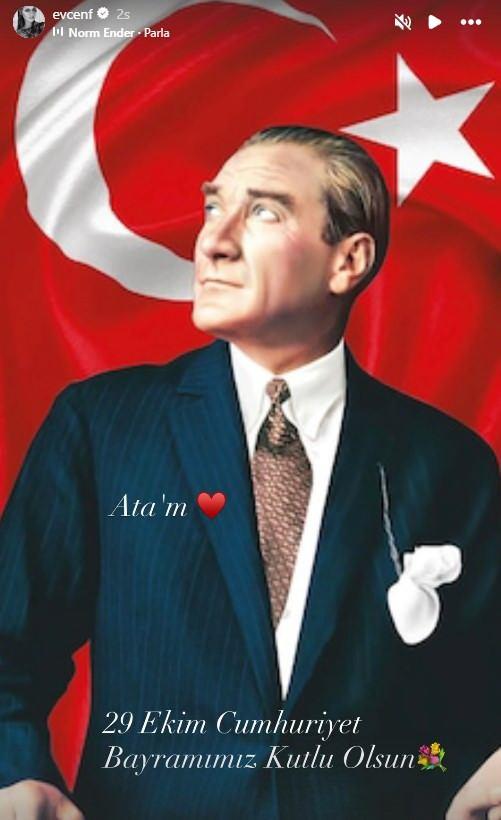 <p><span style="color:#FF0000"><strong>FAHRİYE EVCEN</strong></span></p>
