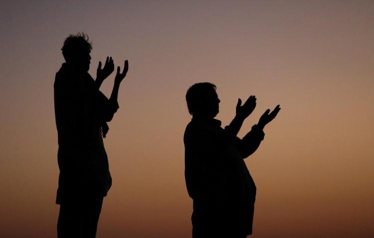 <p><span style="color:rgb(178, 34, 34)">2026 HAC KURA TAKVİMİ</span></p>

<p>Diyanet İşleri Başkanlığı tarafından gerçekleştirilecek 2026 yılı hac kurası 5 Kasım 2025 Çarşamba günü saat 10.30’da çekilecek.</p>
