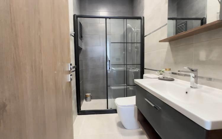 <p>65 metrekarelik 2+1’lerin taksitleri 8 bin 250 TL, 80 metrekarelik 2+1’lerin taksitleri ise 9 bin 938 TL olarak belirlendi.</p>
