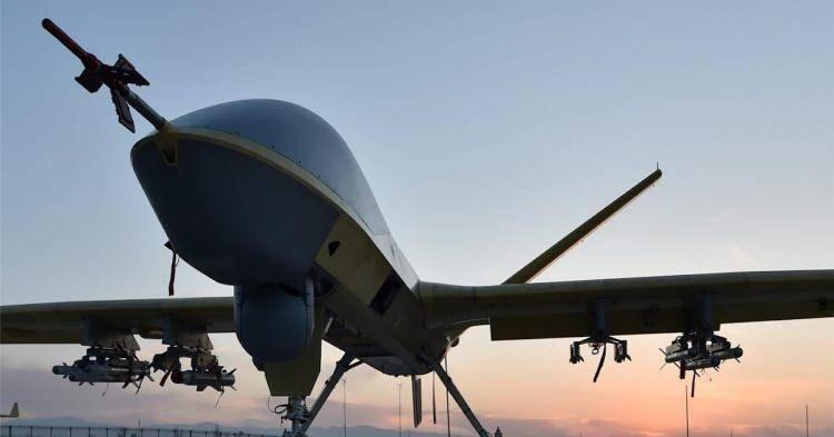 <p><strong><span style="color:#B22222">9)  WING LOONG 2  </span>|  ÇİN</strong></p>
