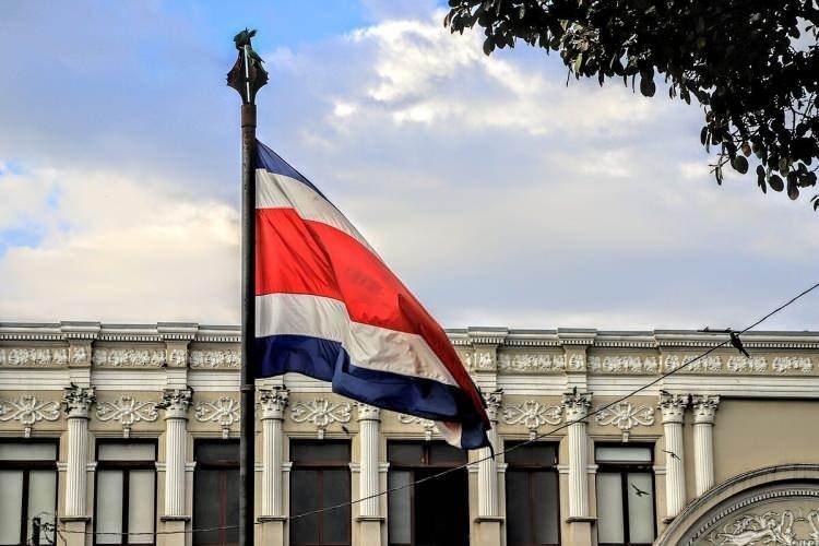 <p><strong><span style="color:#B22222">35)  KOSTA RİKA</span>  |  ABD 12 MİLYAR DOLAR ALIM YAPTI</strong></p>

<p> </p>

<p>Hükümet binası</p>
