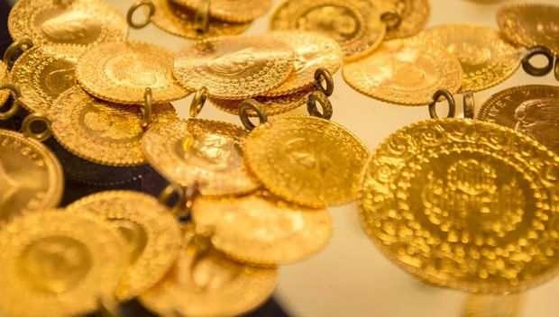 <p>"Dolayısıyla ons altın tarafında 4 bin dolar ve üzerindeki rakamları görüyorsunuz ama gram altının da yüzde 1 değer kaybettiğini görüyorsunuz. Geçen hafta bunun işçiliklerin düştüğü için gram altın tarafında düşüş gördüğümüzü ifade etmiştim."</p>

<p> </p>
