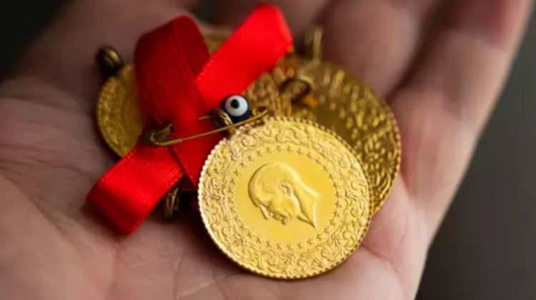 <p><strong>Bitcoin hedefi: 120 bin dolar</strong></p>

<p>Bitcoin için yıl sonu tahminini yineleyen Memiş, “Hedefim değişmedi. 120 bin dolar seviyesi masada. 100 bin dolar altı alım bölgesidir. Şu an satma zamanı değil, al zamanı” diyerek yatırımcıya yön gösterdi.</p>
