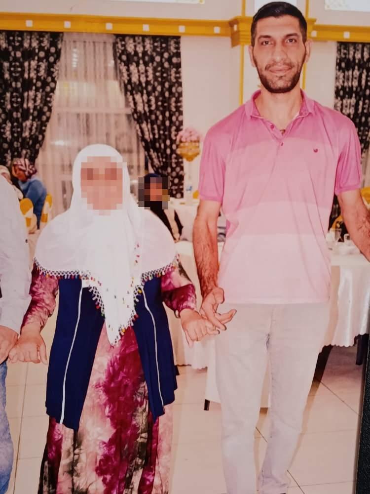 <p>Diğer yandan kavgada hayatını kaybeden baba ve oğlu, Diyarbakır Adli Tıp Kurumu'nda yapılan otopsi işlemlerinin ardından Yenişehir ilçesindeki Şehitlik Mezarlığı'nda defnedildi.</p>

<p> </p>

<p><span style="color:#A52A2A"><strong><em>Kaynak: DHA</em></strong></span></p>
