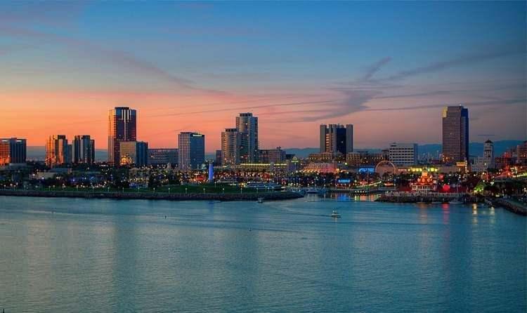 <p><strong><span style="color:#B22222">32)  LONG BEACH </span> |  ABD</strong></p>
