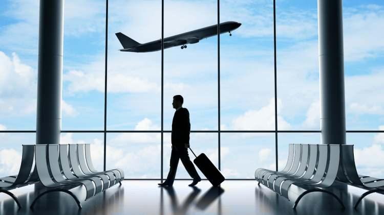 <p><strong>Olay, 3 Kasım Pazartesi günü Frontier Airlines'a ait F9 1324 sefer sayılı uçuşta gerçekleşti. Denver'dan Dallas'a giden uçağın tuvaletinde bir kabin görevlisi "bomb on board (uçakta bomba var)" yazılı bir not fark etti.</strong></p>
