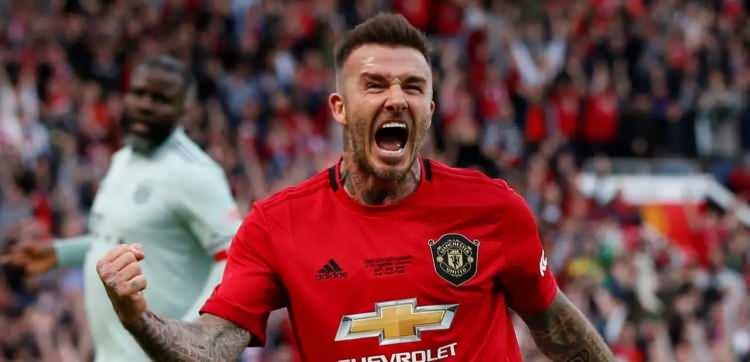 <p>Uzun yıllar <strong>İngiltere Milli Takımı'nda kaptanlık</strong> yapan, futbol kariyerinin ardından <strong>sosyal sorumluluk projeleri ve hayır çalışmalarıyla</strong> da dikkat çeken <strong>Beckham</strong>, tören sonrası duygularını dile getirdi.</p>
