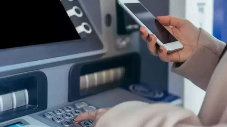 <p>Bu önlem hatalı para transferi olasılığını azaltmaya yardımcı olsa da, yanlış transferler yine de gerçekleşebilmektedir. </p>
