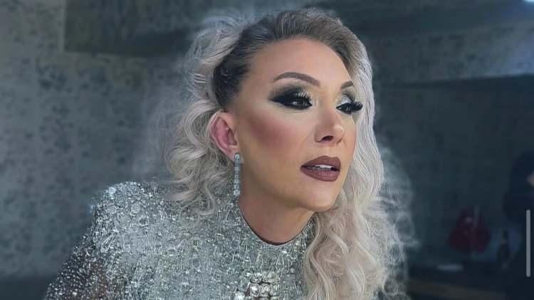 <p>Geçtiğimiz günlerde, <strong>Güllü'nün oğlu Tuğberk Yağız Gülter'in</strong>, annesinin ölümünden önce <strong>şiddet gördüğü</strong> ve bu nedenle <strong>Kadın Destek Uygulaması (KADES)</strong> aracılığıyla yardım çağrısında bulunduğu iddiaları gündeme bomba gibi düştü.</p>
