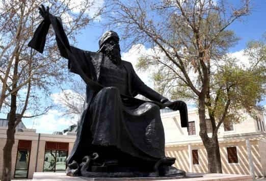 <p><span style="color:#B22222"><strong>50. KIRŞEHİR- </strong></span></p>

<p> </p>

<p>Ahi Evran Heykeli</p>
