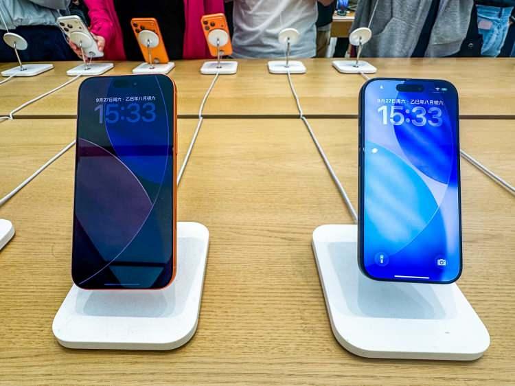 <p>iOS 26.2 ile ayrıca bu özelliğe özel bir bildirim sesi de bulunacak. Kullanıcılar deprem bildirimlerini bu yeni özel bildirim sesiyle alacaklar.</p>

<p> </p>
