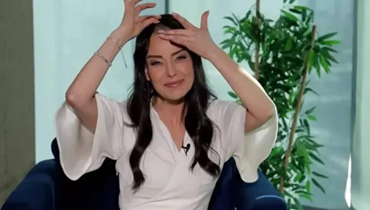 <p>Kanseri yenen Ergin, hem sağlık durumunu hem de hastalığın ardından değişen ruh halini paylaştı. </p>
