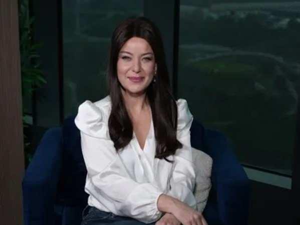 <p><strong>"KİMSE YIKAMAZ BENİ BU SAATTEN SONRA"</strong><br />
Nursel Ergin, hastalığı geride bıraktığı için geçmişi kurcalamadığını belirtirken, kanser sürecini kendisini silkelemek için verilmiş bir "ödül" olarak gördüğünü ifade etti:</p>

<p> </p>
