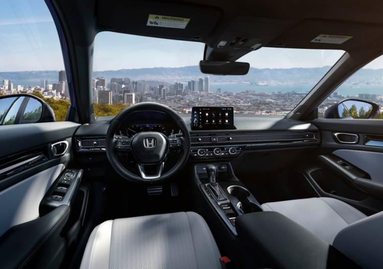 <p><strong>Honda Civic: 2.360.000 TL</strong></p>

<p> </p>
