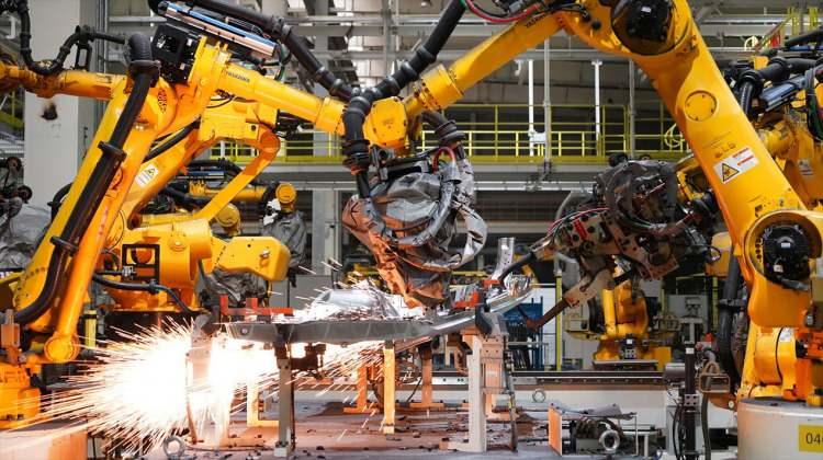 <p><strong>FİYATLAR DONANIMA GÖRE DEĞİŞİYOR</strong></p>

<p>Uzmanlar, liste fiyatlarının donanım seviyesi, motor tipi ve markaların sunduğu kampanyalara göre farklılık gösterebileceğini belirtiyor.</p>

<p> </p>
